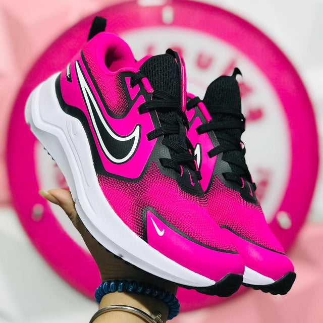 Tenis Nike Cosmic Runner Fiusha Con Negro Talla 24 Mex
