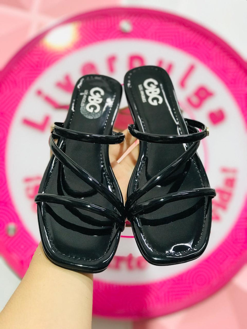Sandalia Flat GBG Los Angeles Negra Talla 24