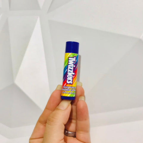 Bálsamo Labial Twizzlers Sabor Fruit Punch 3.4 g