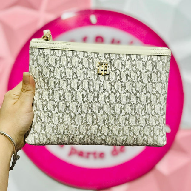 Muñequera Tommy Hilfiger Beige Nude TH Monogram