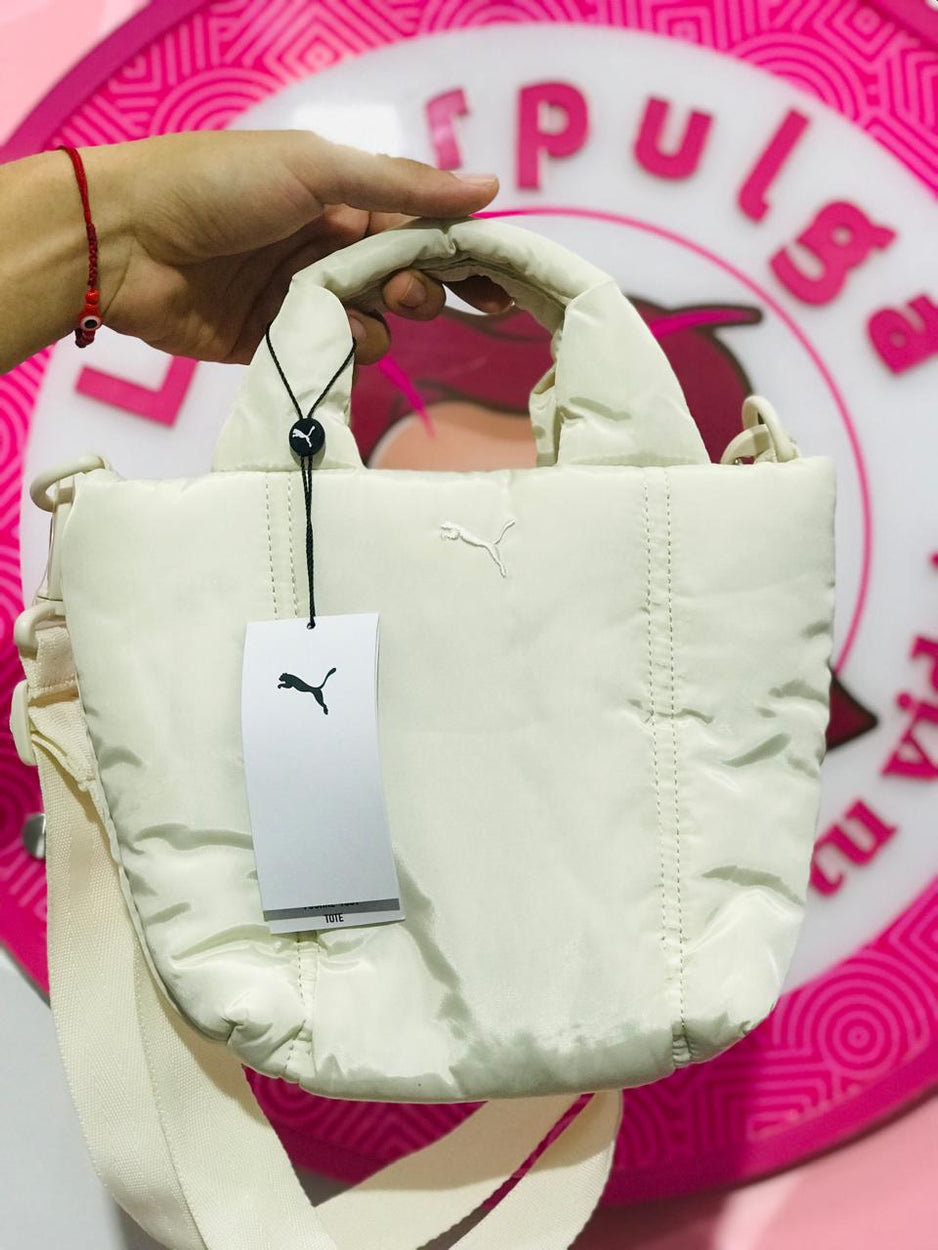 Bolsa Puma Tote Mini Acolchada Crema Con Logo Bordado