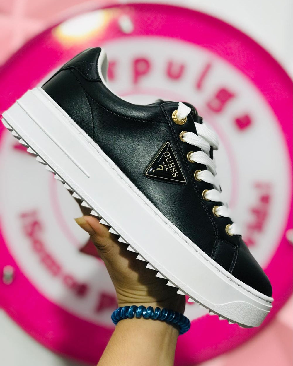 Tenis Guess Negro Plataforma Blanca Talla 23 Mex
