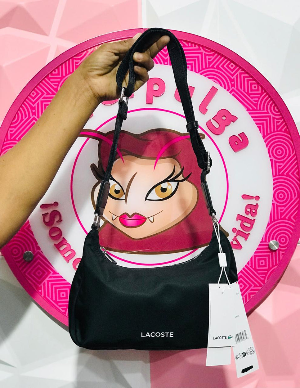 Bolsa Lacoste Hobo Negra Nylon Con Correa Ancha Logo