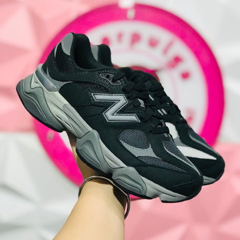 Tenis New Balance 9060 Negro Con Gris Talla 23.5 Mex
