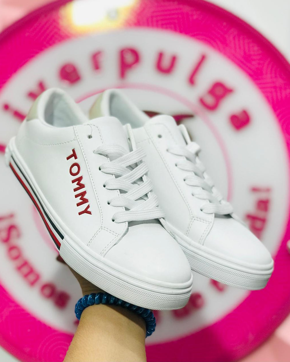 Tenis Tommy Hilfiger Blanco Con Rayas Talla 23.5 Mex