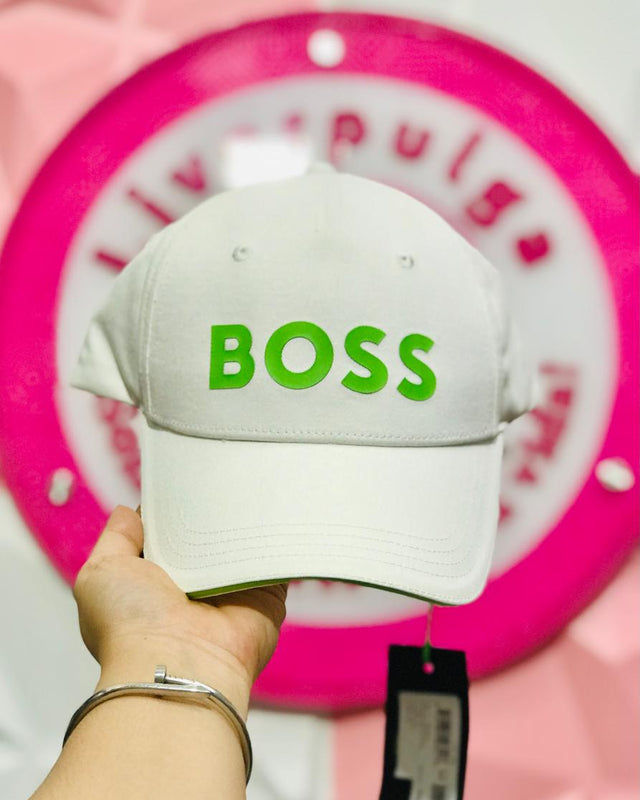 Gorra BOSS Original 🤍💚 Blanca con Letras Verdes Neón Ajustable Unisex Logo Frontal en Relieve Premium ✨