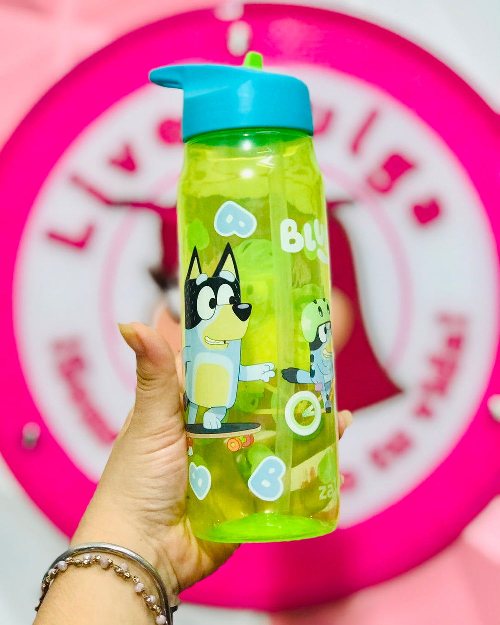 💚💙🐶🚲💦 Botella De Agua Bluey Bicicleta Zak 20 Oz Verde Con Popote Y Tapa Azul 💦🚲🐶💙💚.