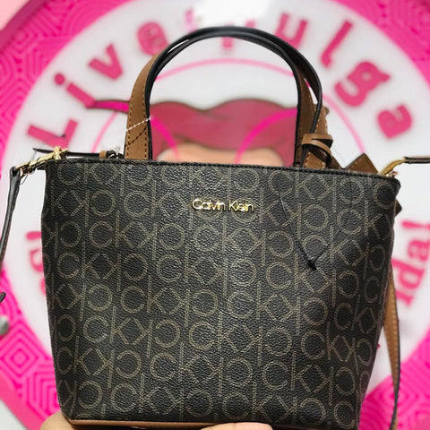 Bolsa Calvin Klein Tote Monograma Café Con Asas Camel