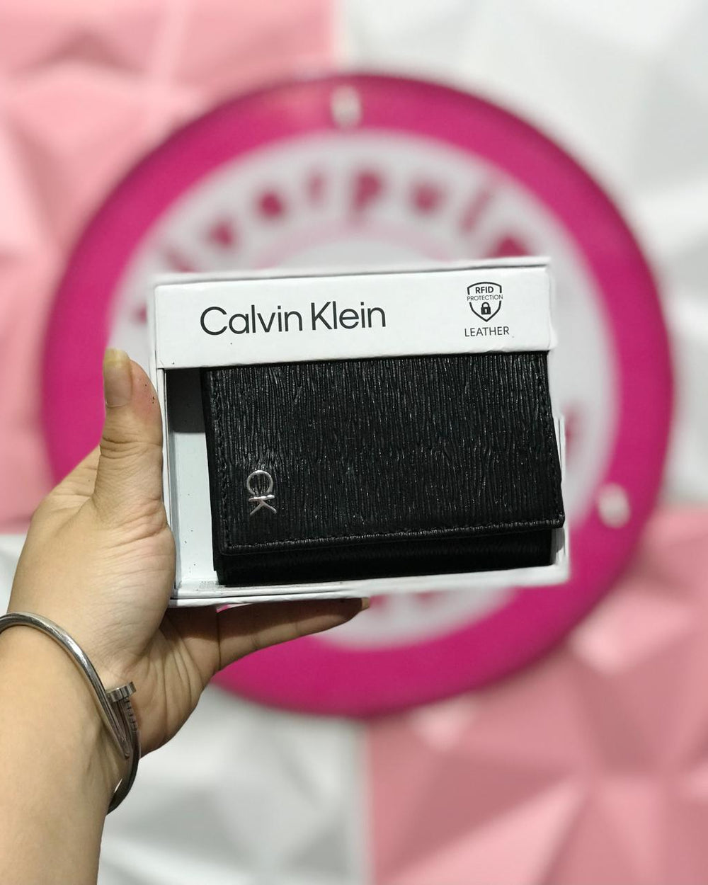 Cartera Calvin Klein CK Negra de Piel con Protección RFID 🖤🔒💼
