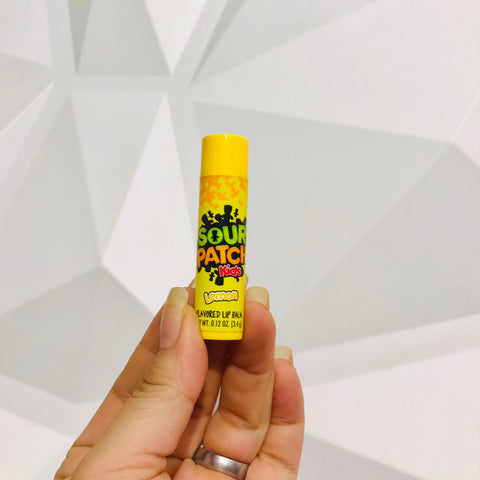 Balsamo Labial Sour Patch Kids Lemon Sabor Limon 0.12 Oz 3.4 g