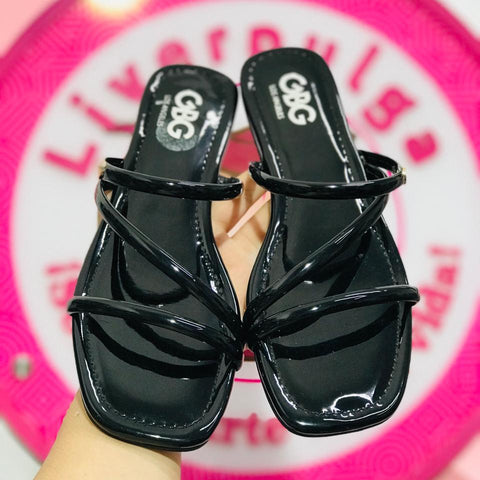 Sandalia Flat GBG Los Angeles Negra Talla 24