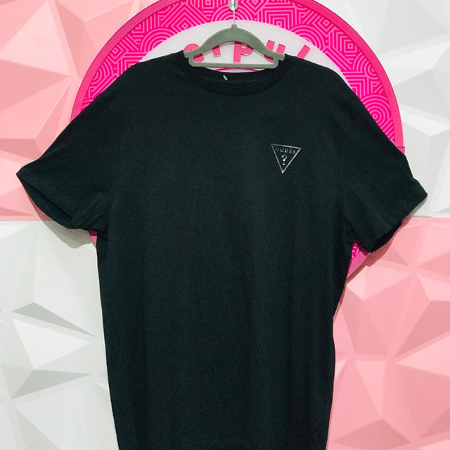 Playera Guess Original Negra Con Logo Triangulo Pecho Talla L