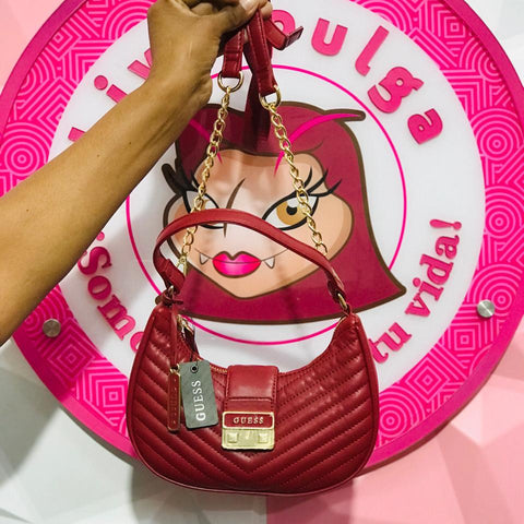 Bolsa Guess Hobo Roja Vino Acolchada Con Doble Correa